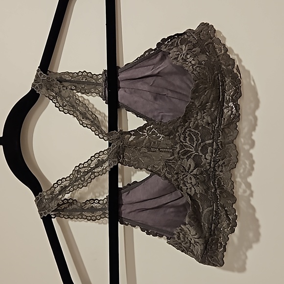 ANEMONE gray floral graphic lace  stretch t back bra S/M M/L NWT - Picture 7 of 8